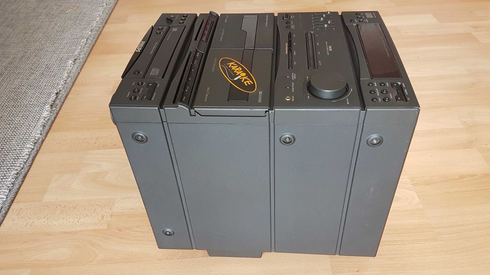 zabytkowy system audio Philips FW30 z lat 90-tych