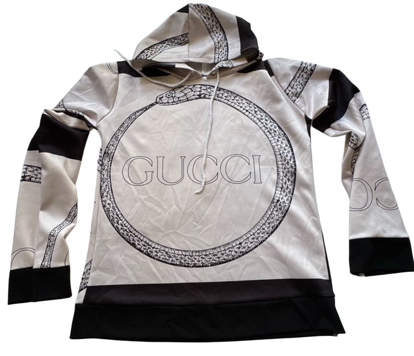 Bluza z kapturem w stylu Gucci - nowoczesny print