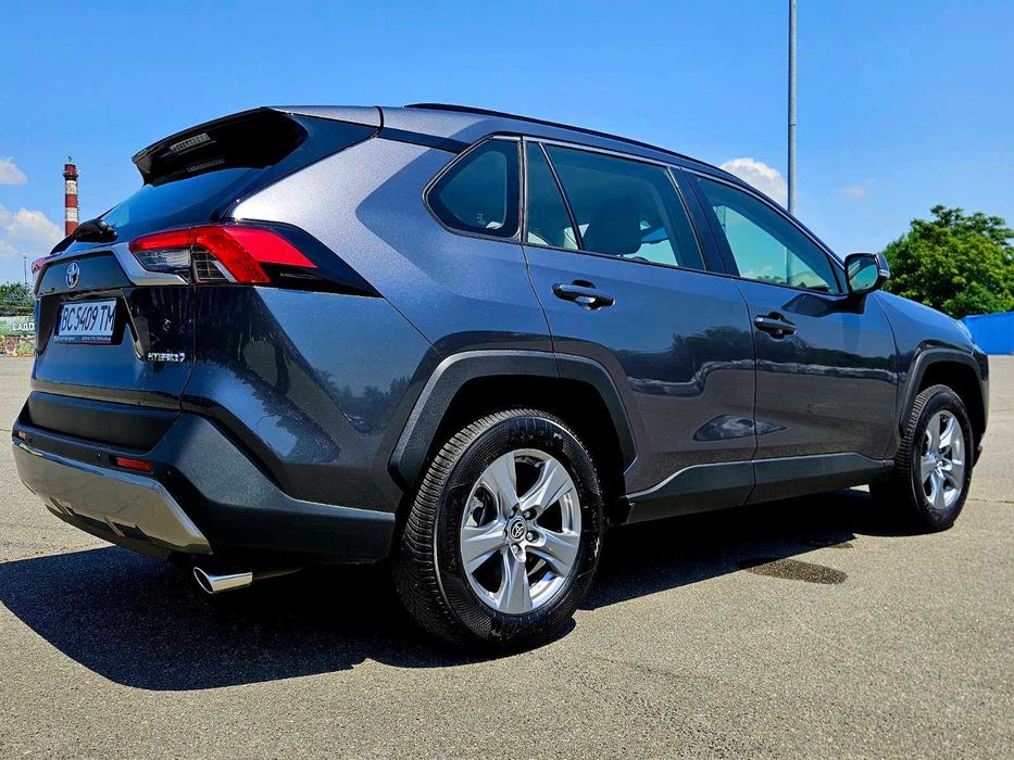 Toyota RAV4 2024р 2.5 гібрид офіційний