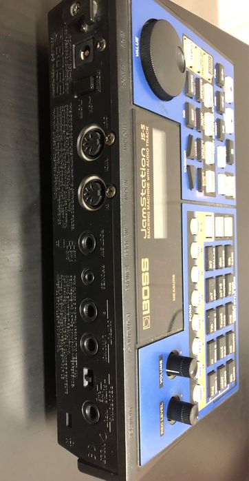 Caixa de ritmos BOSS JamStation JS-5