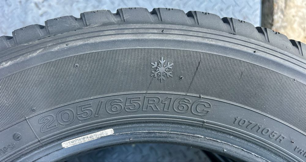 205/65 R16C Firestone VanHawk Winter 2 шт/Falken EvroWinterVan 01 2 шт