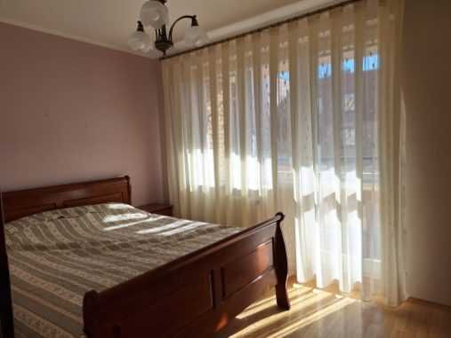 Do wprowadzenia  80,50m2 , 2 p. ul. Próżna