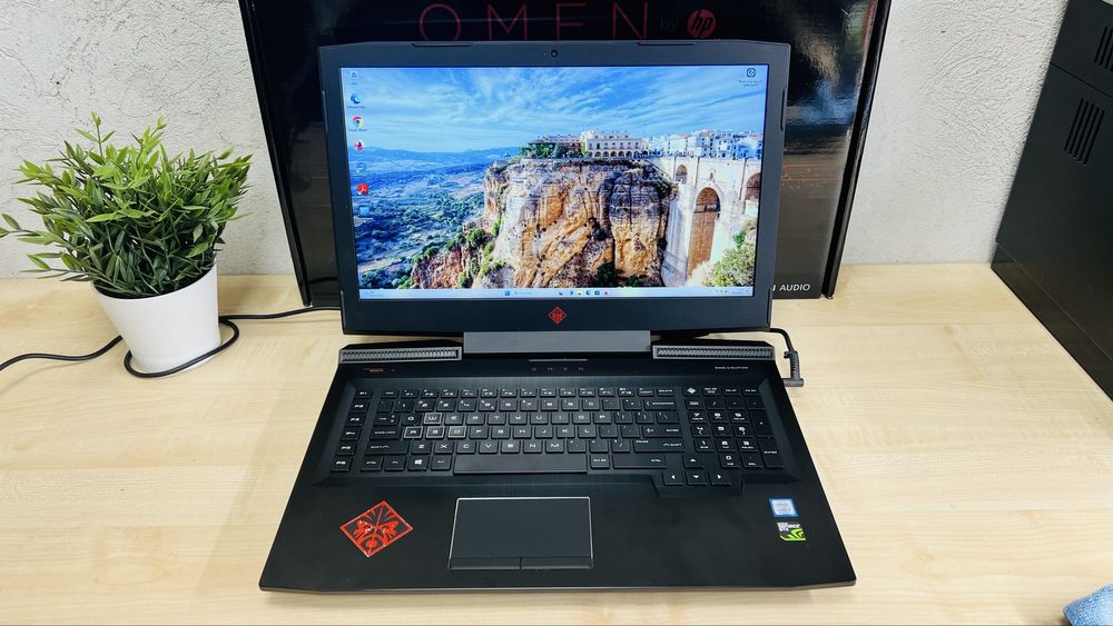 laptop gamingowy HP Omen 17-an100nw (4TY02EA)
