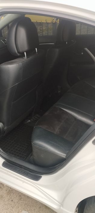 Продам Тойоту Авенсіс