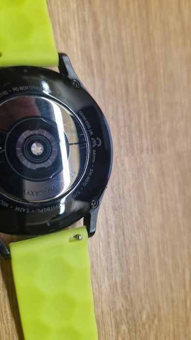 Samsung smartwatch 44