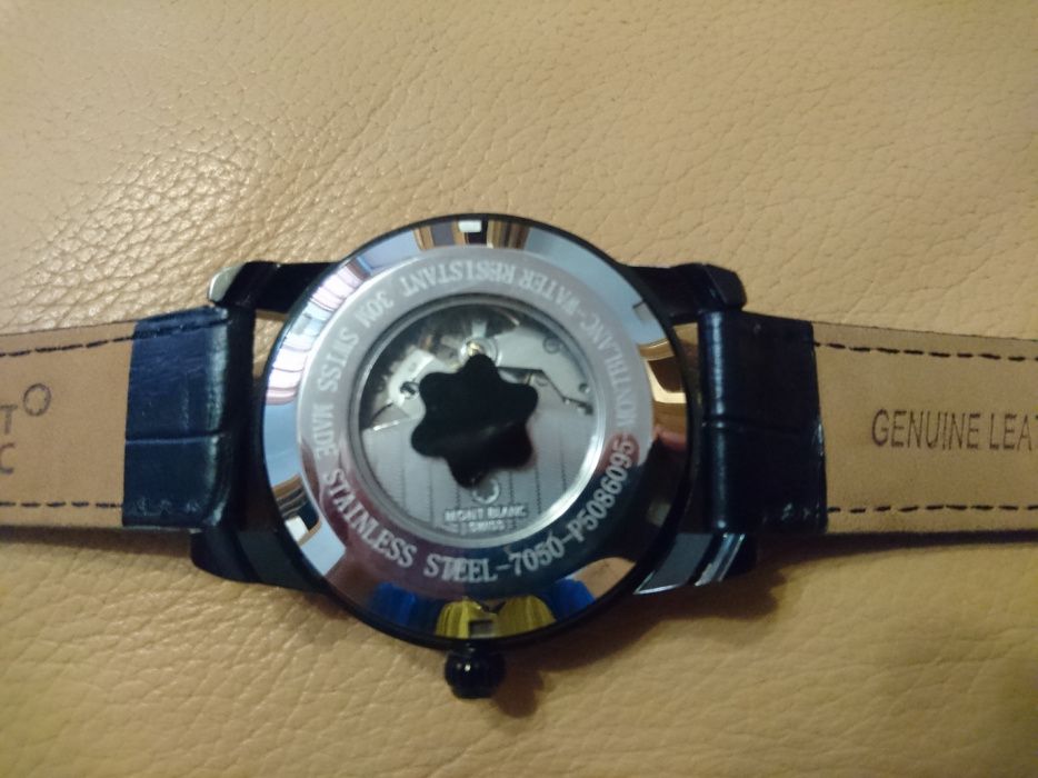 Mont Blanc часы.Montblanc.