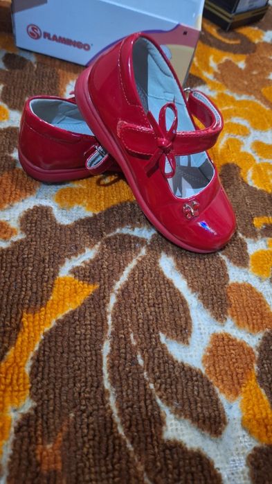 Туфельки на девочку