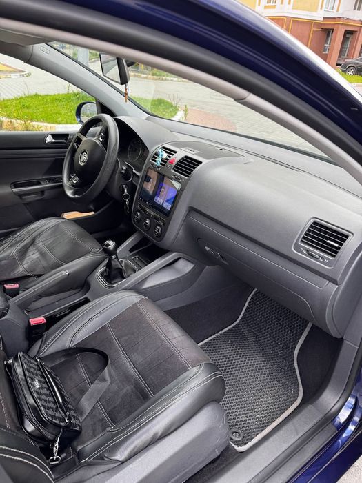 ПРОДАМ  VOLKSWAGEN GOLF 2005р.двігатель 1.4  газ/ бензин