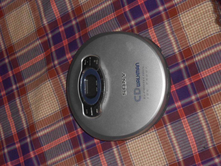 Leitor CD Sony CDwalkman mod. D-EJ613