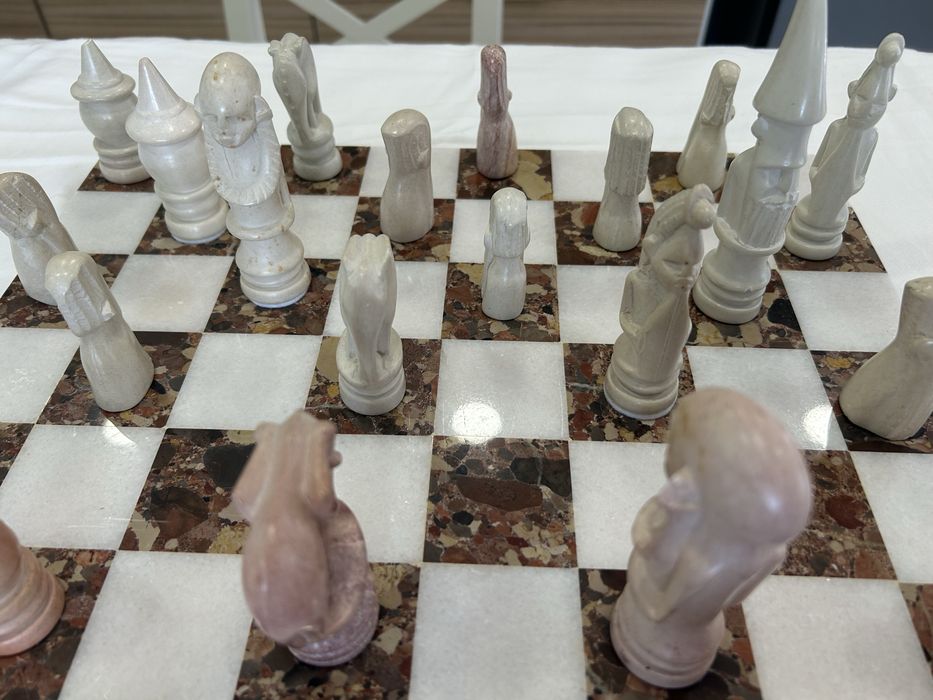 Jogo xadrez/ damas em pedra verdadeira