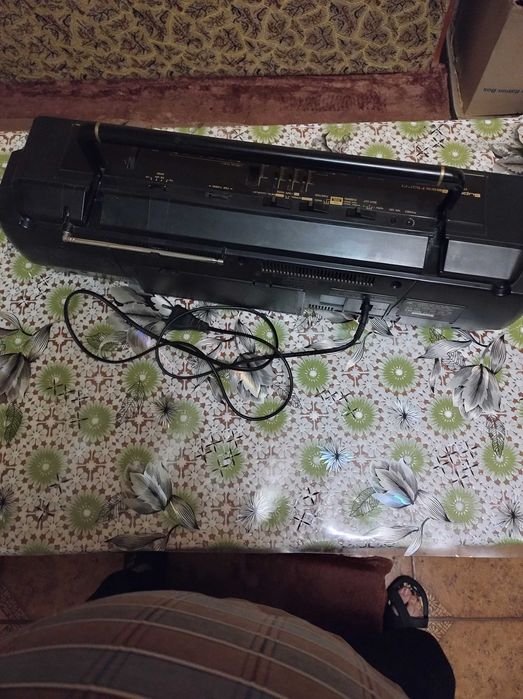 Магнитофон - JVC.