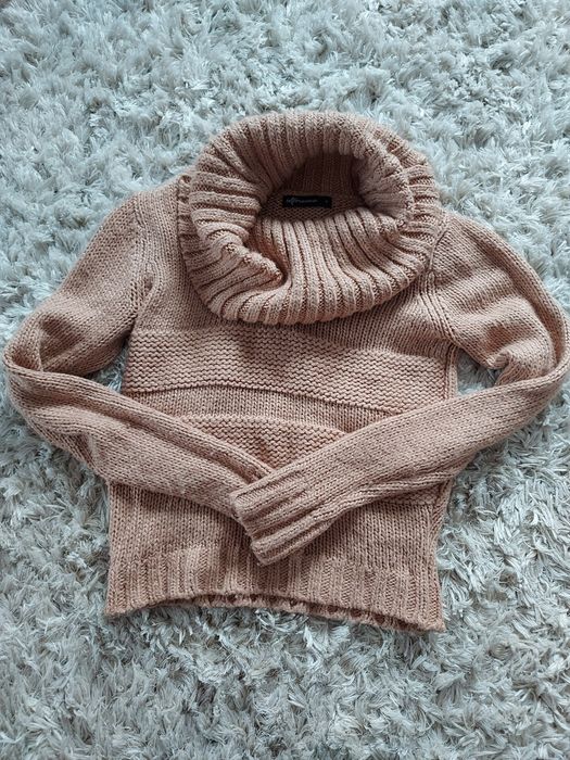 Sweter, półgolf że srebrną nitką
