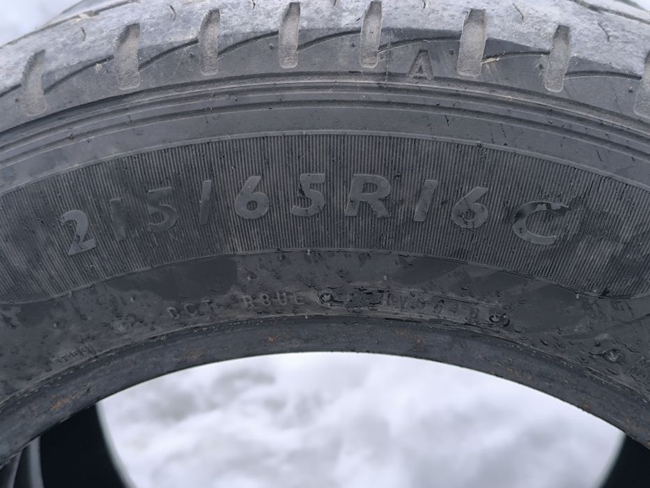 Шыны на бус.215/65.16с
