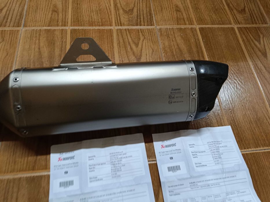 Ponteira Akrapovic Yamaha TENERE 700