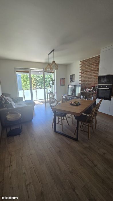 Mieszkanie 4 pokoje w stylu industrialnym do zamieszkania -82m