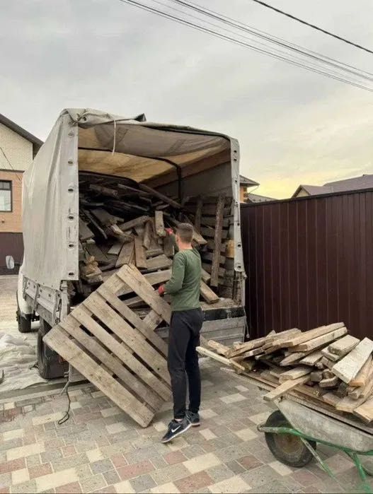 Вывоз мусора вивіз сміття вивезення сміття газель Зіл газон  Грузчики