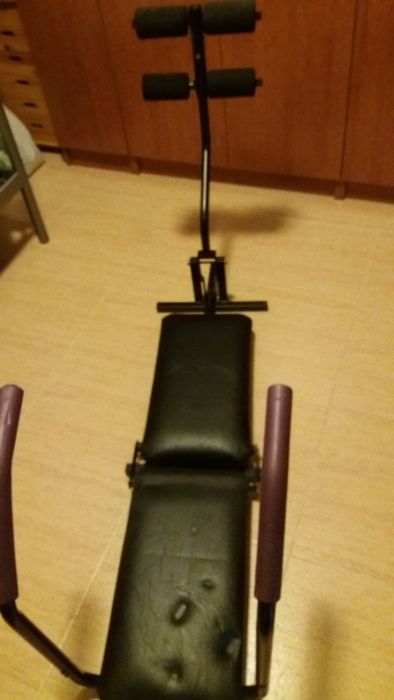 Abdominal Exercise Machine