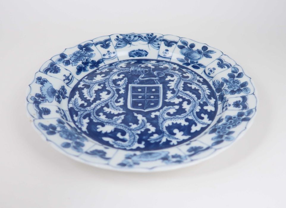 Prato brasonado - Armas D Joao d Almeida