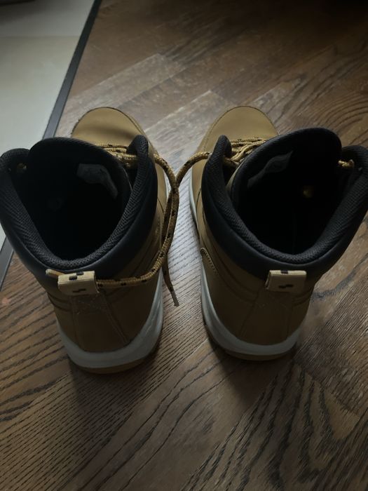 чоловічі шкіряні черевики Nike Manoa Leather 41 розмір