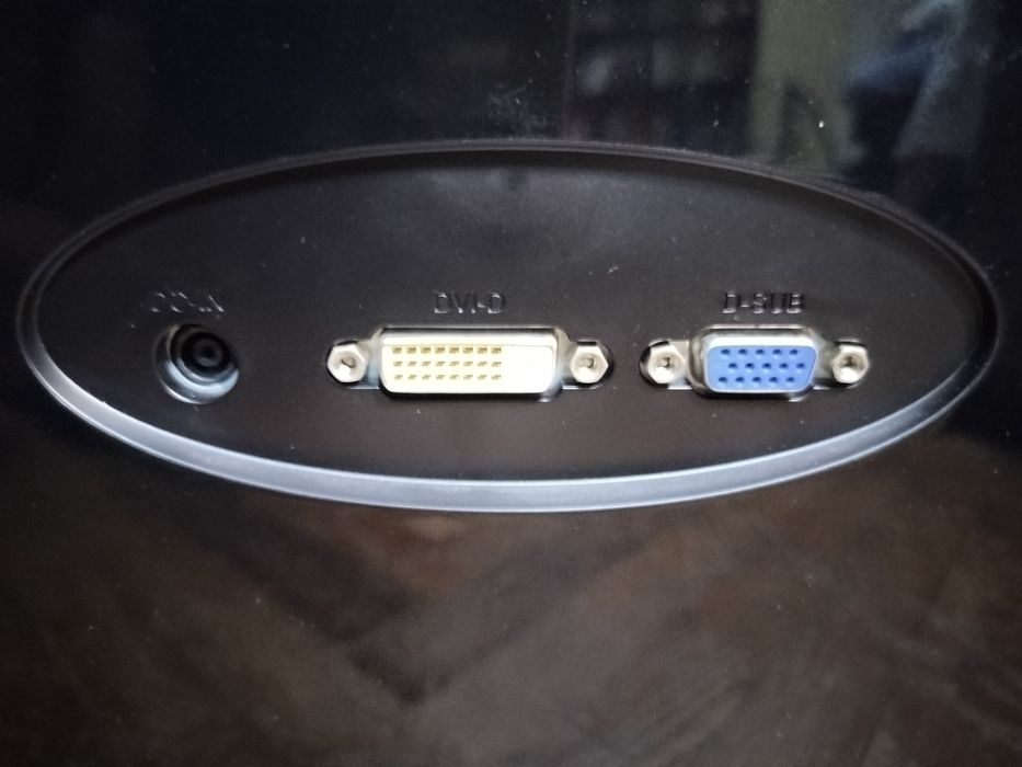 Монітор LG Flatron E2240T , LED 22'' дюйма VGA  DVI-D