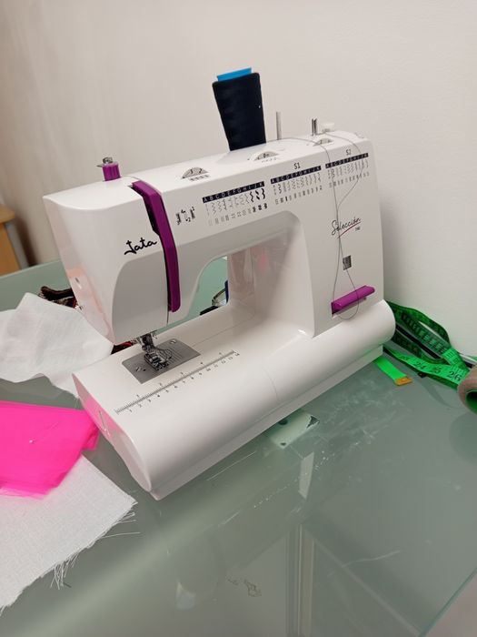 Vendo máquina custura