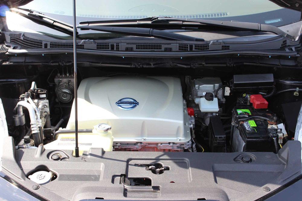 В продаже Nissan Leaf