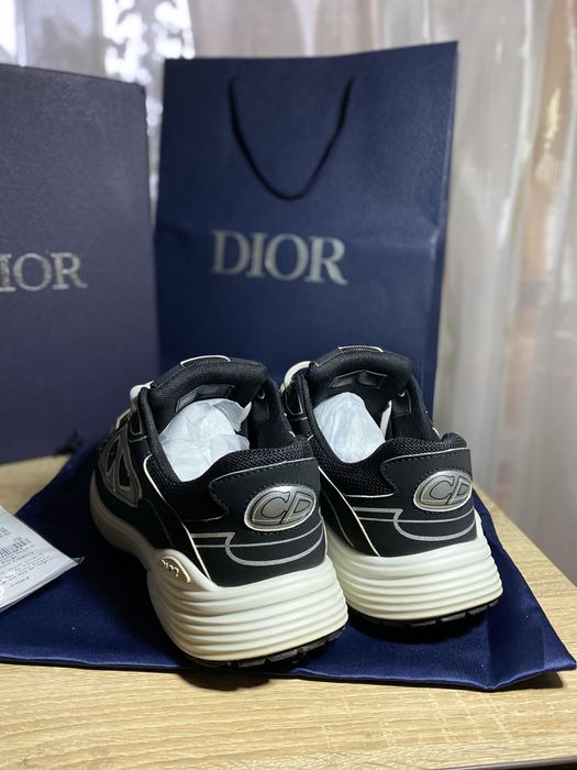 СРОЧНО! Кросівки Dior B30