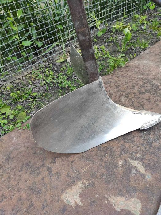 Окучник ручний (плуг, виорка, підгортальник) для картоплі