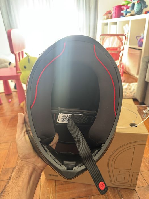 Capacete AGV K1 S Black (XL) + Viseira Escura Extra + Caixa Original