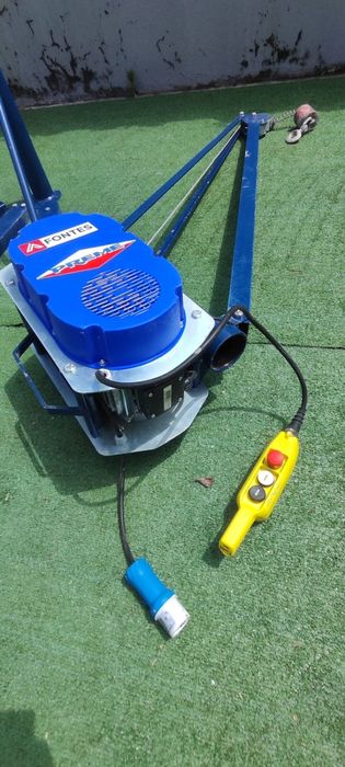 Oportunidade!!! Grua PLUMA Elev304