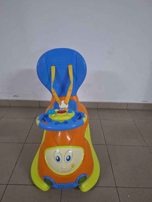 Carrinho sem pedais / andador Chico