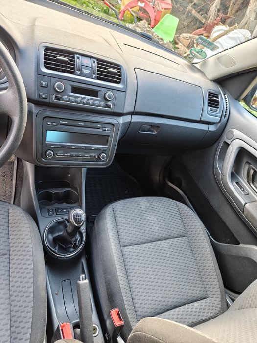 Skoda Roomster 1,6 tdi 2010 zamienie na przyczepę dla koni