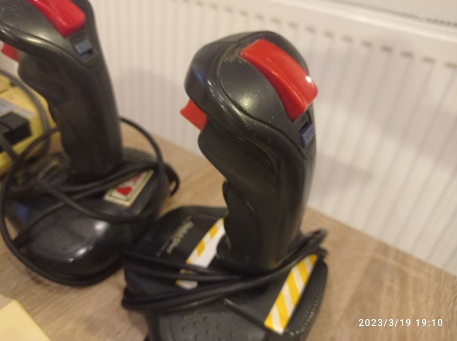 Komputer Commodore C 64 sprawny