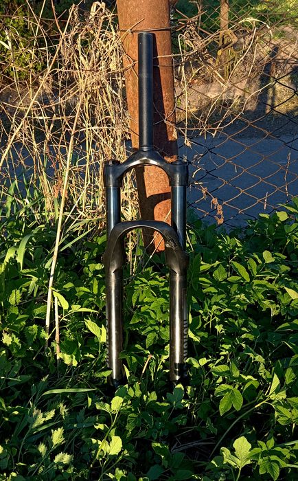 Вилка RockShox Judy Silver   27.5"