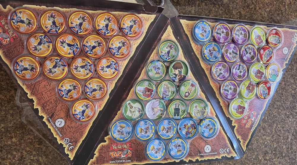 Tazos Yu Gi Oh completo