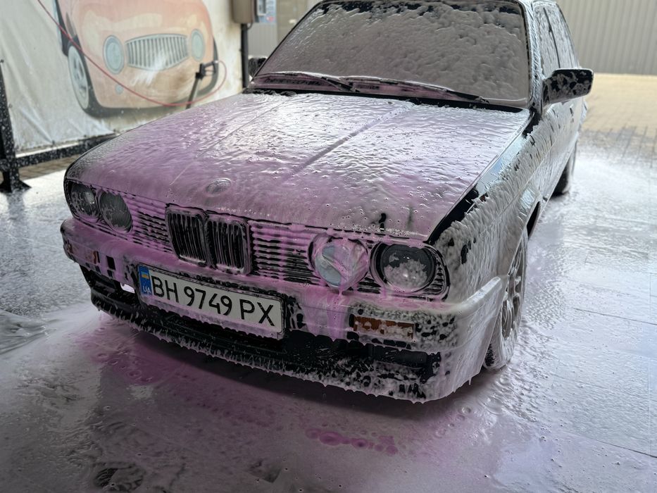Bmw E30 1987 год