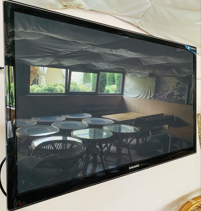 Продаються музикальні центри