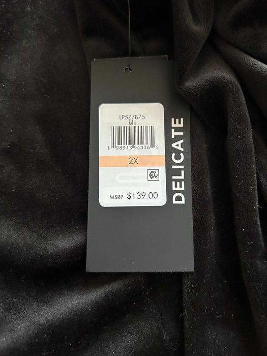 Костюм фірми karl lagerfeld paris розмір 2хl