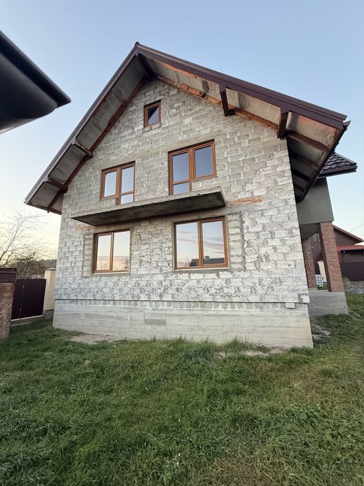 Продаю будинок біля Новояворівська