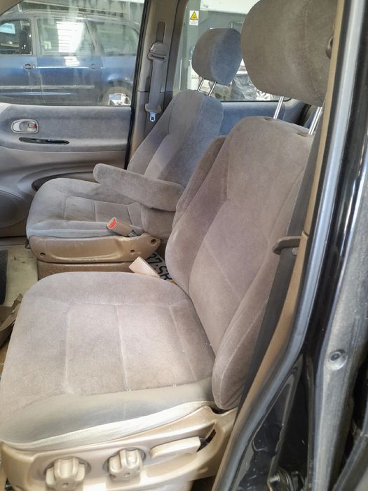 Para peças KIA Carnival II (GQ)