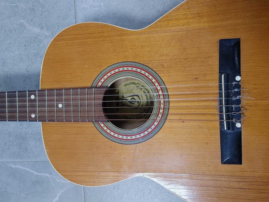 Gitara akustyczna Defil