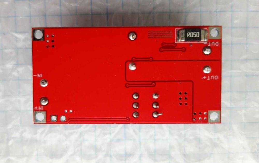 XL4015 стабилизатор тока 5A и напряжения / входное напряжение до 36 В