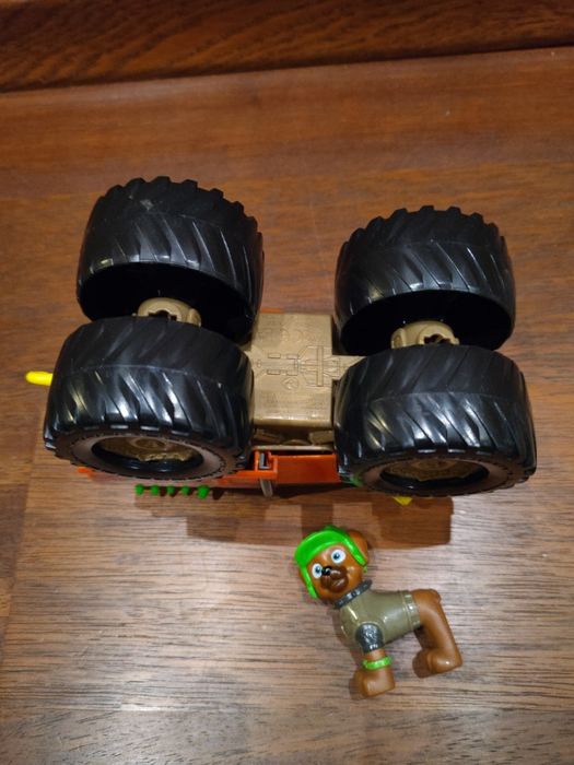 Psi patrol piesek Boomer pojazd  terenowy