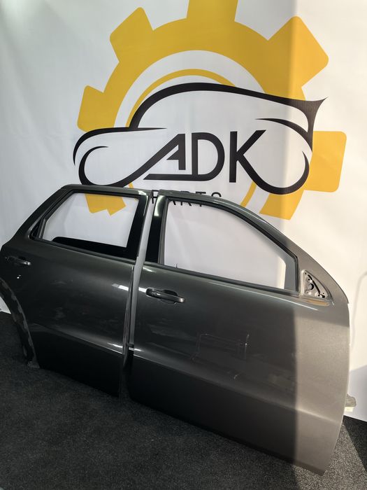 Дверь передняя правая, задняя правая, двери на Dodge Durango 2018-2025