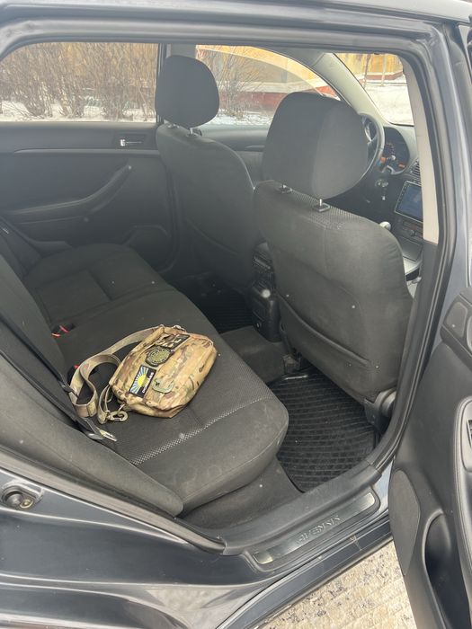 Продам тойту в гарному стані