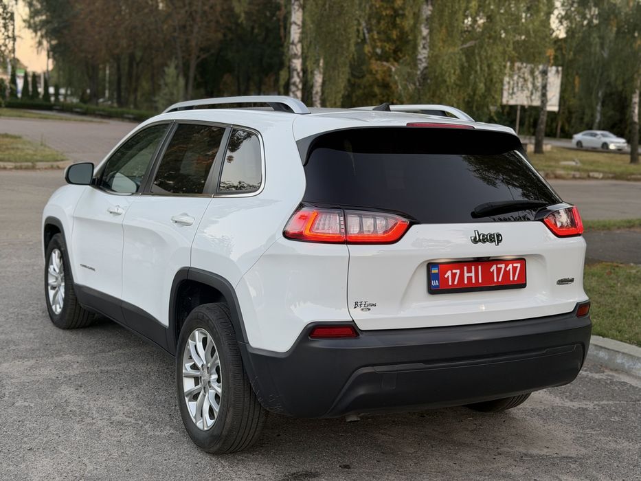 Продам Jeep Cherokee