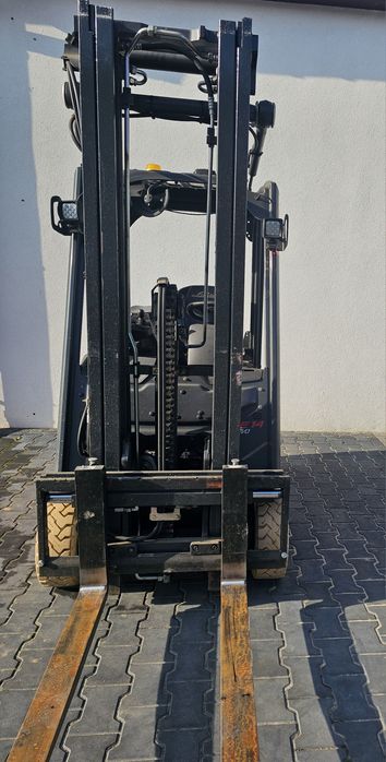 Wózek widlowy Linde E14 Evo, triplex, wolny skok, elektryk, wysokie podnoszenie, sadowniczy