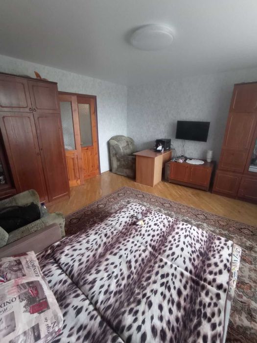 3 к. кв. в цегляному будинку по вул. Пастерівська