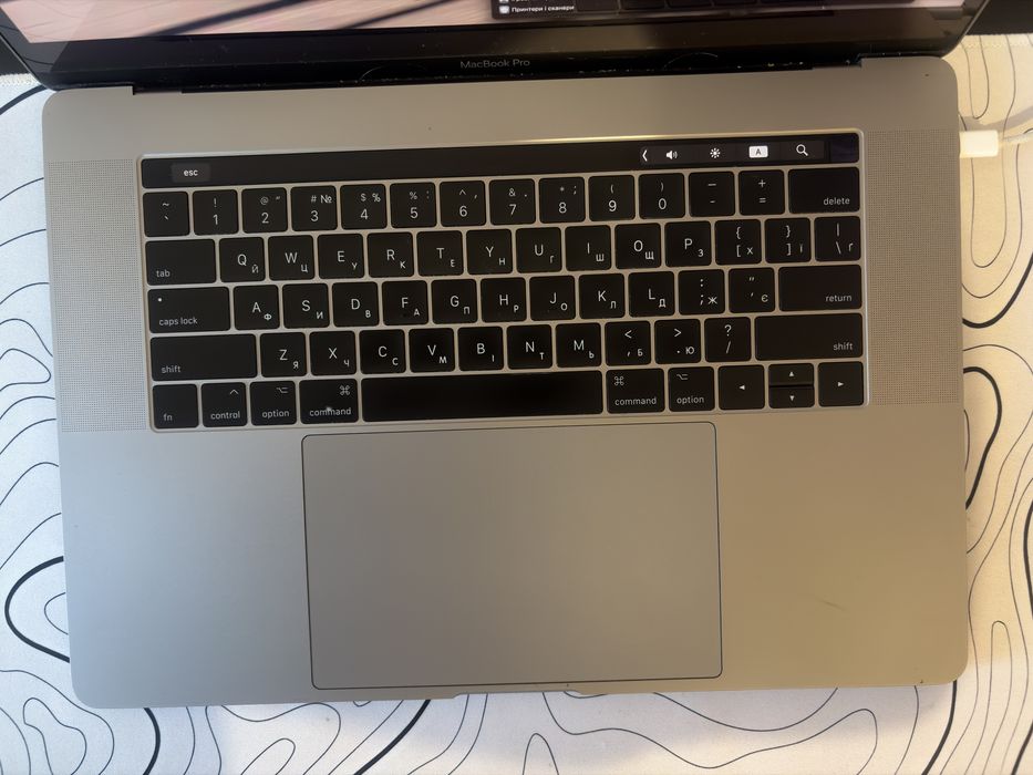ТОРГ! MacBook Pro 15 2017(A1707) i7-7820HQ/16GB/512GB/Radeon Pro 560