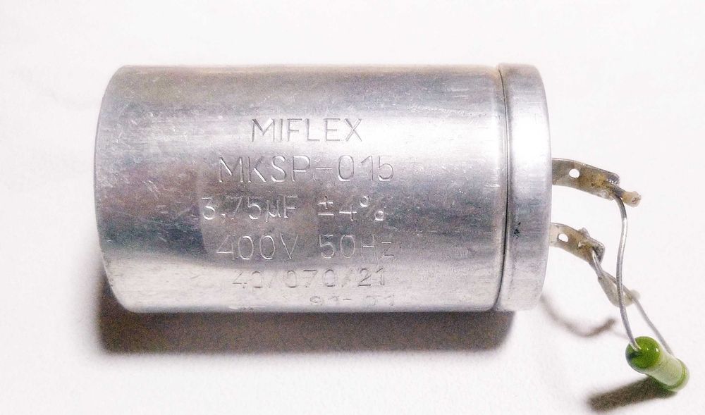 Пусковые конденсаторы Miflex MKSP-015, 3,75 мкф, 400 В, 50 Гц для ламп